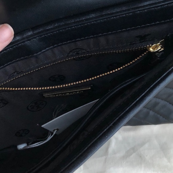 188. Tory Burch Alexa Clutch - Picture 6 of 9